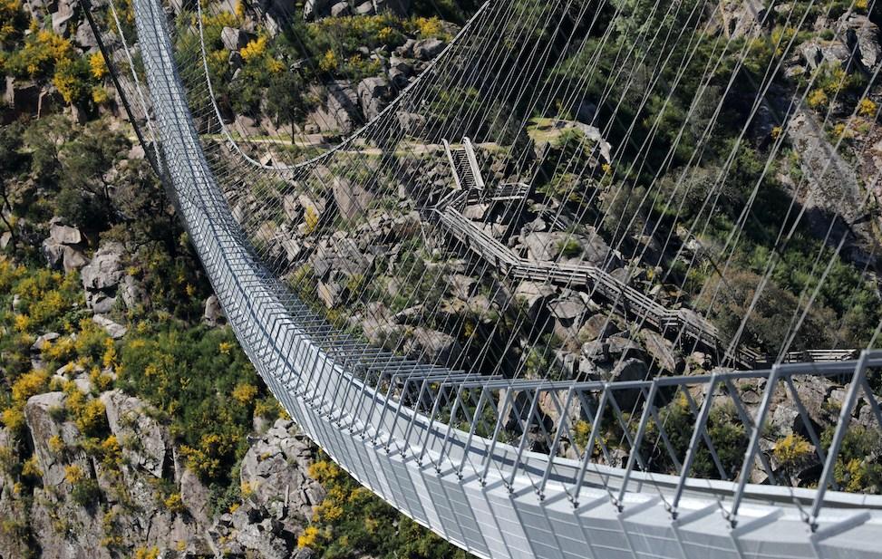 Nije za one sa slabijim srcem – najduži viseći pješački most u Portugalu