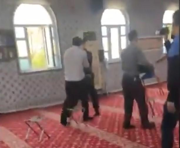 Policija u Gaziantepu suzavcem rastjerala vjernike koji su došli u džamiju