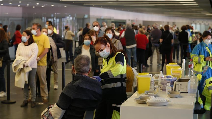 All vaccinated travelers will be allowed into Spain from June 7
