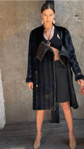 Irina je 2021. godine radila reviju za Kanjeov modni brend - Avaz