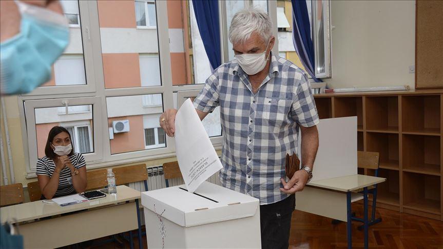 Svoje biračko pravo u drugom krugu lokalnih izbora u nedjelju prijepodne iskoristilo je 14.09 posto birača - Avaz