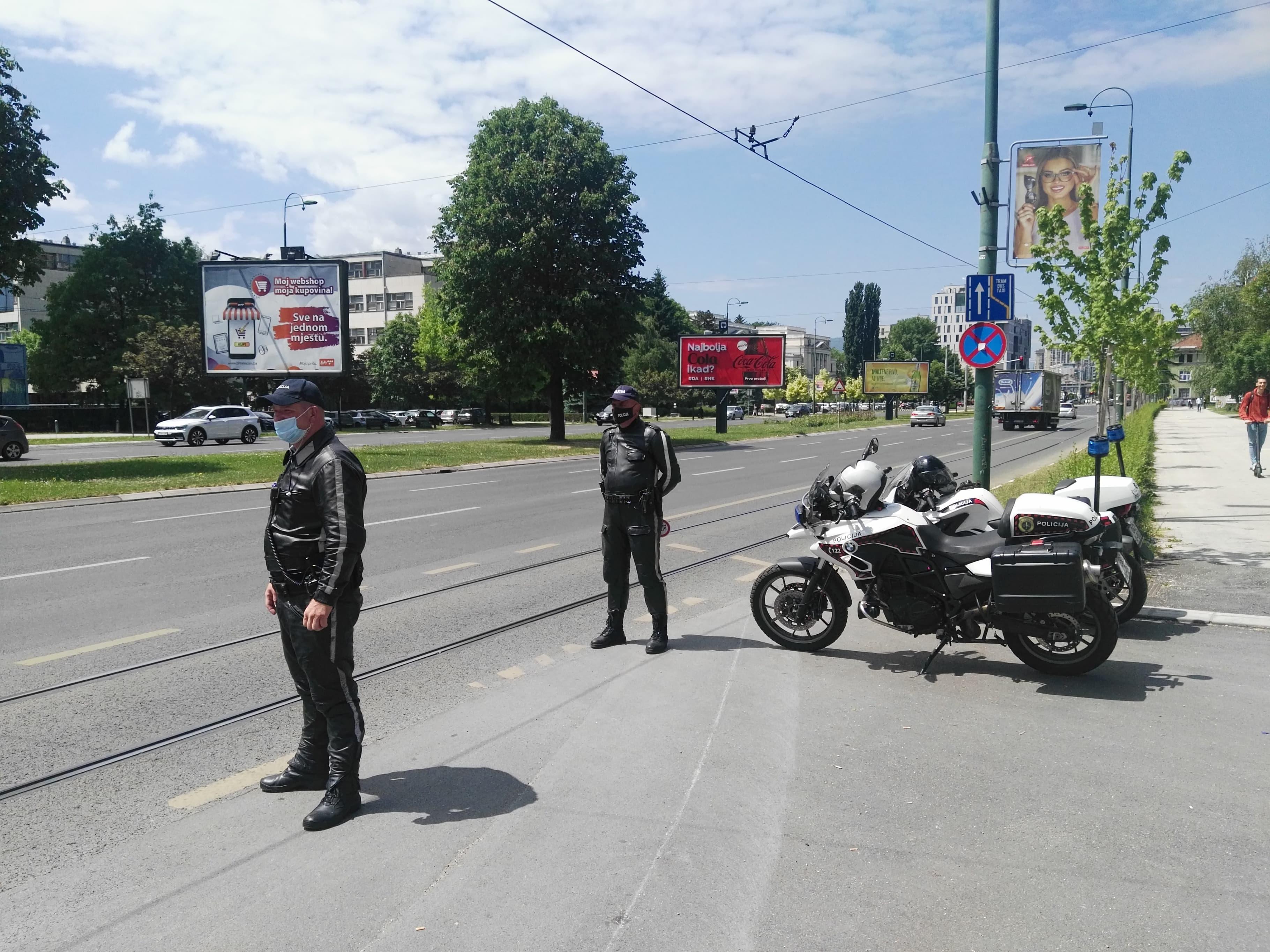 Policajci na motociklima patroliraju od Baščaršije do Ilidže - Avaz