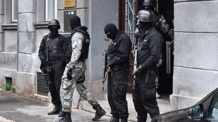 Policija pretresla 19 lokacija u Kantonu Sarajevo - Avaz
