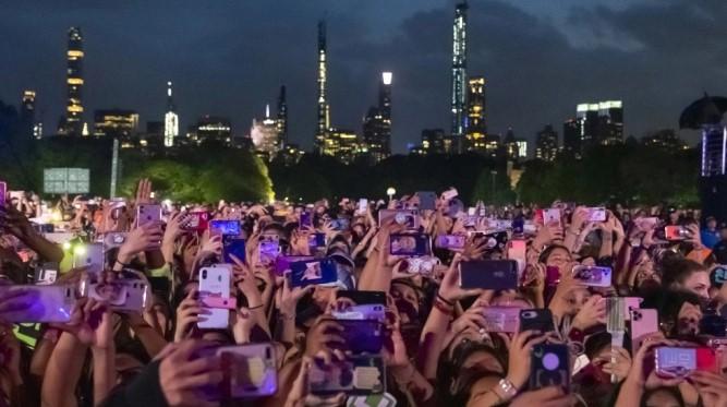 Njujork spektakularnim open air koncertom najavljuje povratak muzičkih dešavanja