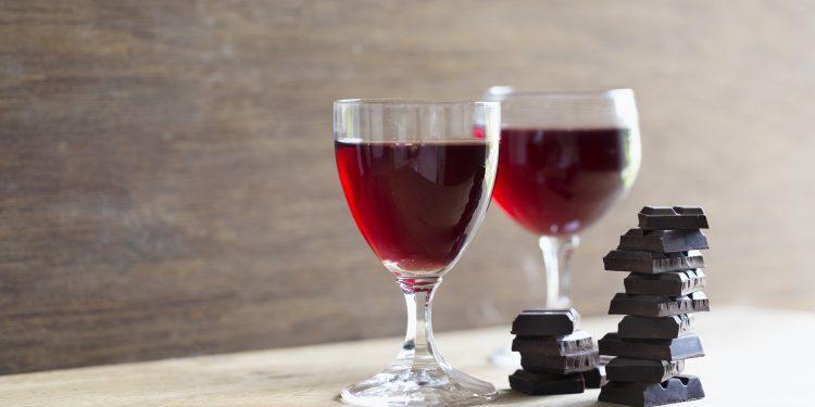 Crveno vino kao sredstvo za čišćenje lica