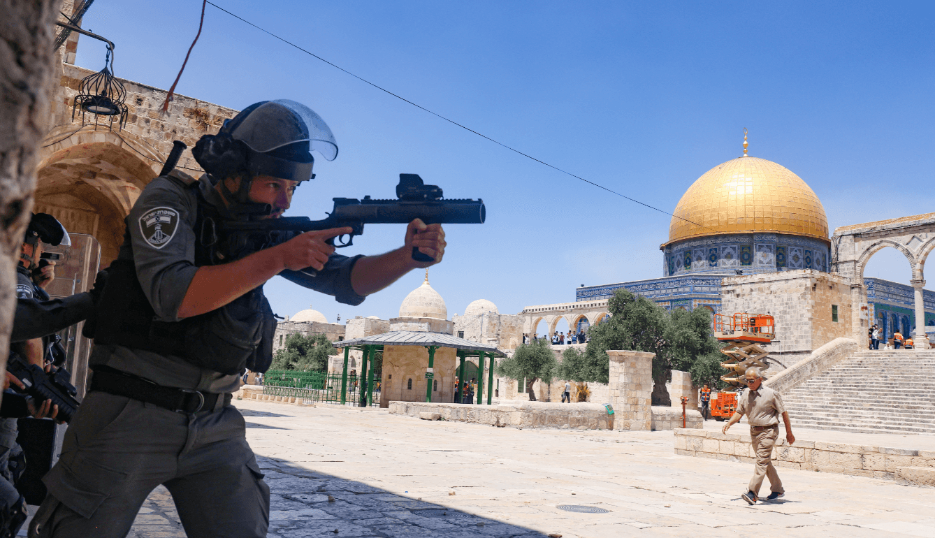 Izraelska policija napala Palestince koji su se okupili u haremu El-Akse