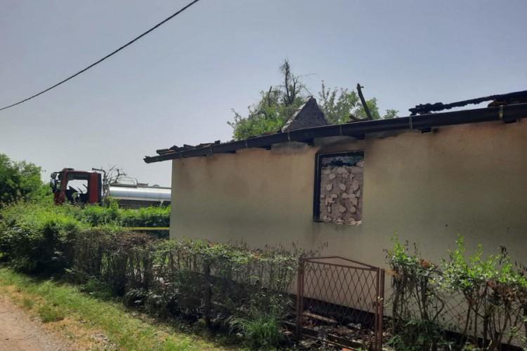 Starica stradala u požaru u Derventi