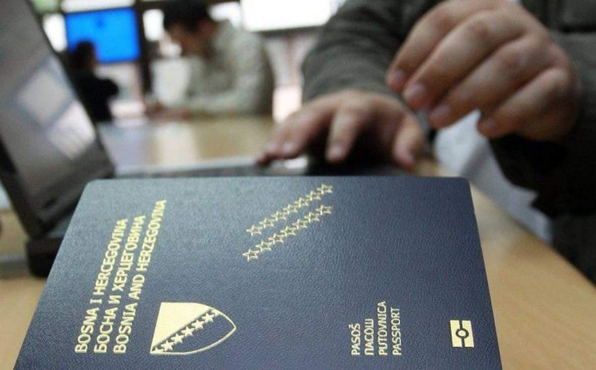 Velike gužve na izdavanju pasoša, MUP povećao broj radnika i produžio radno vrijeme