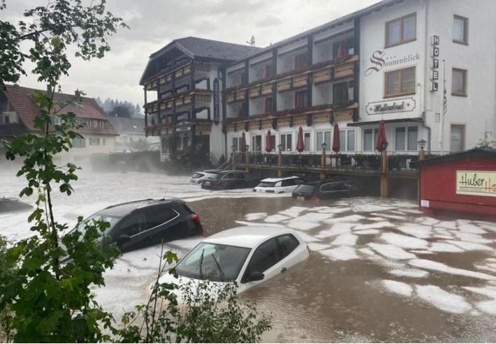 Velike poplave u Njemačkoj - Avaz