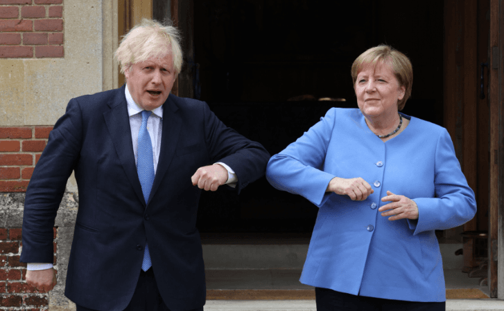 Boris Džonson i Angela Merkel - Avaz