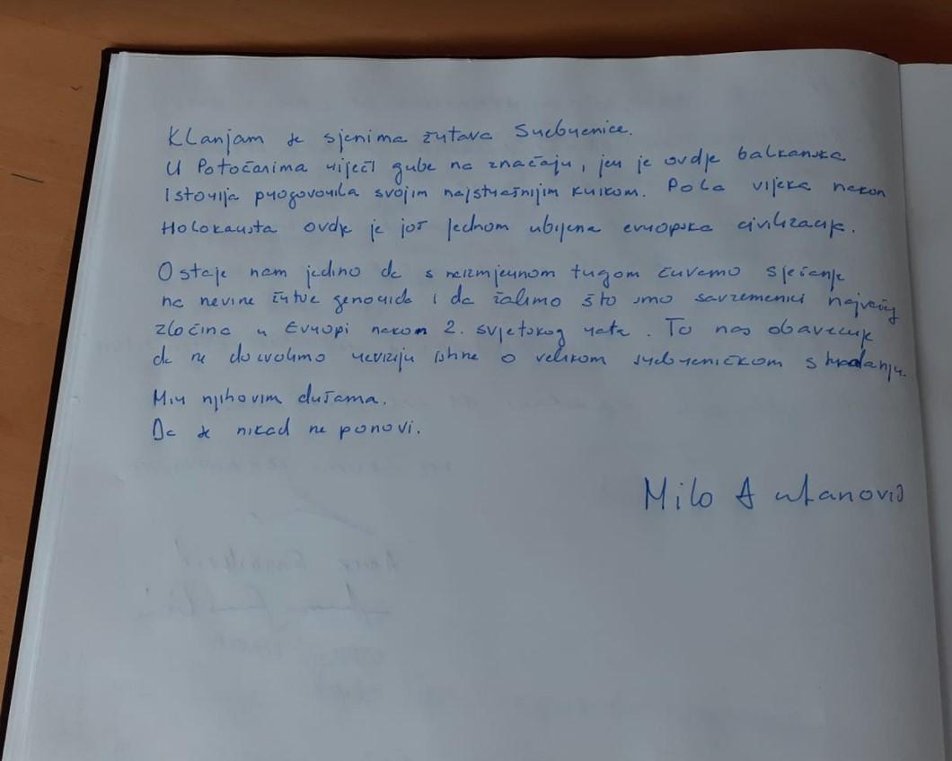 Poruka koju je napisao Milo Đukanović - Avaz