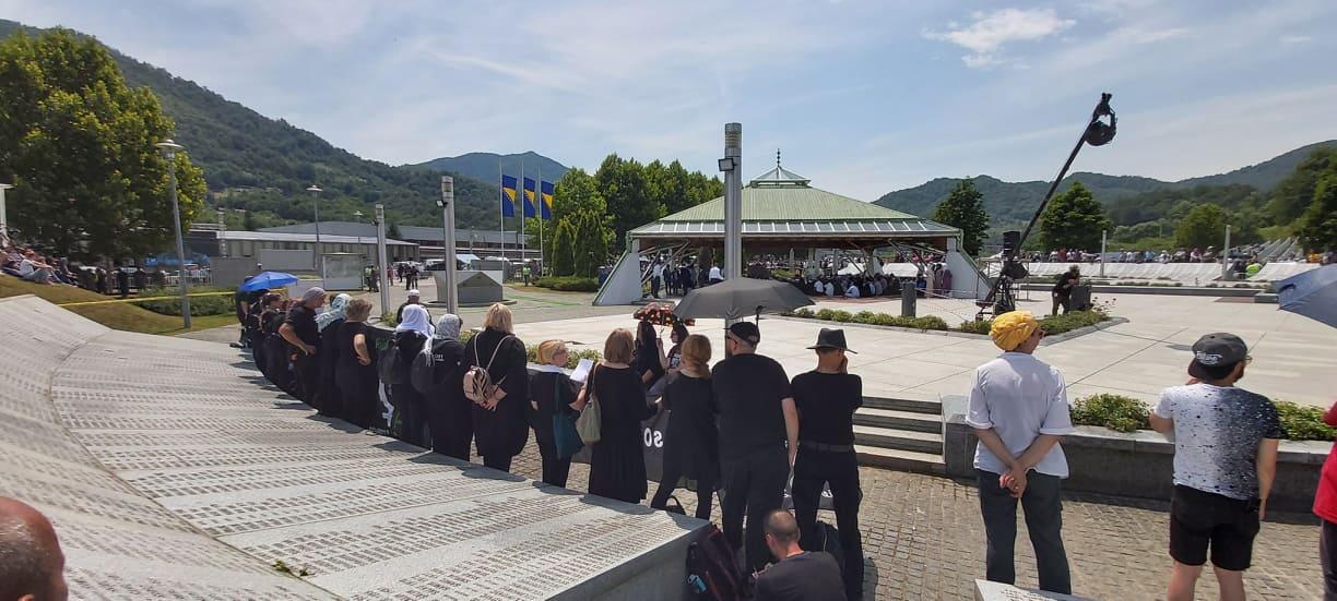 "Žene u crnom" u Srebrenici i ove godine - Avaz