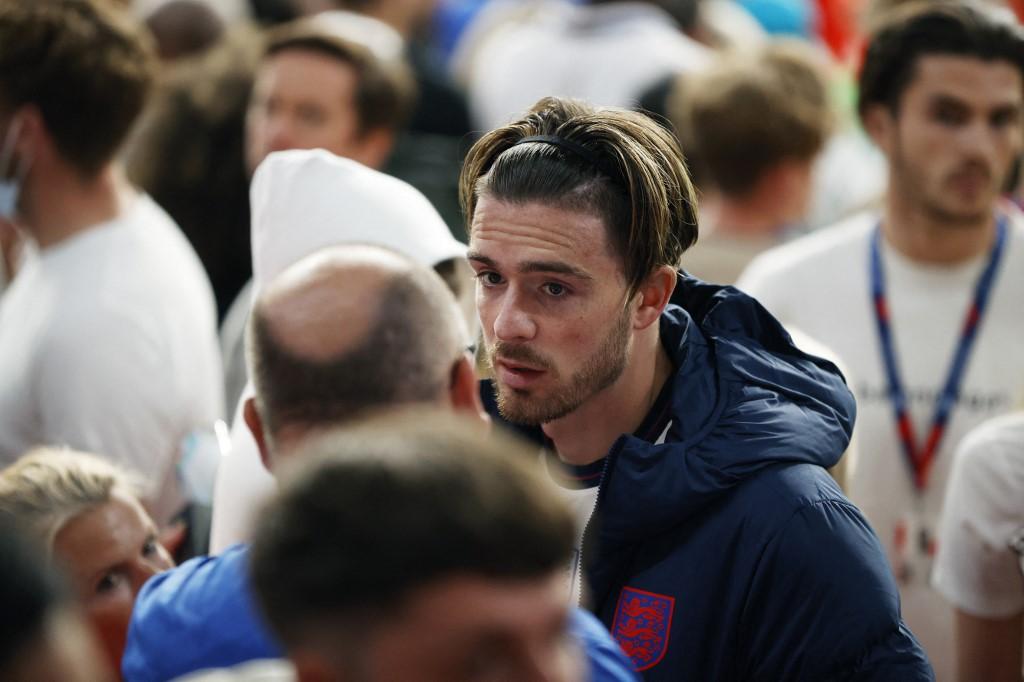 Iako utučen poslije poraza, engleski reprezentativac obradovao mladog navijača