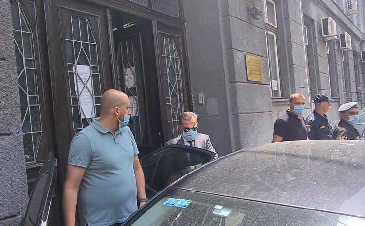 Ko stoji iza protesta podrške uhapšenom direktoru OSA-e Osmanu Mehmedagiću Osmici
