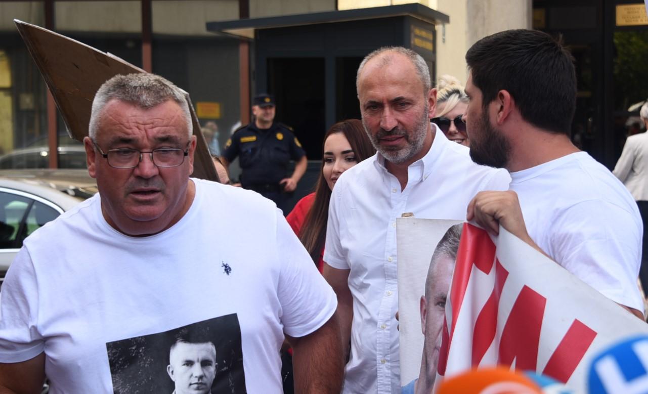 Muriz Memić: Helpers and murderers should be arrested now