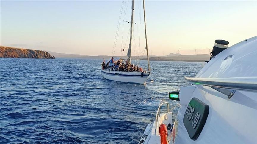 Turkey rescues 388 asylum seekers after Greek pushback