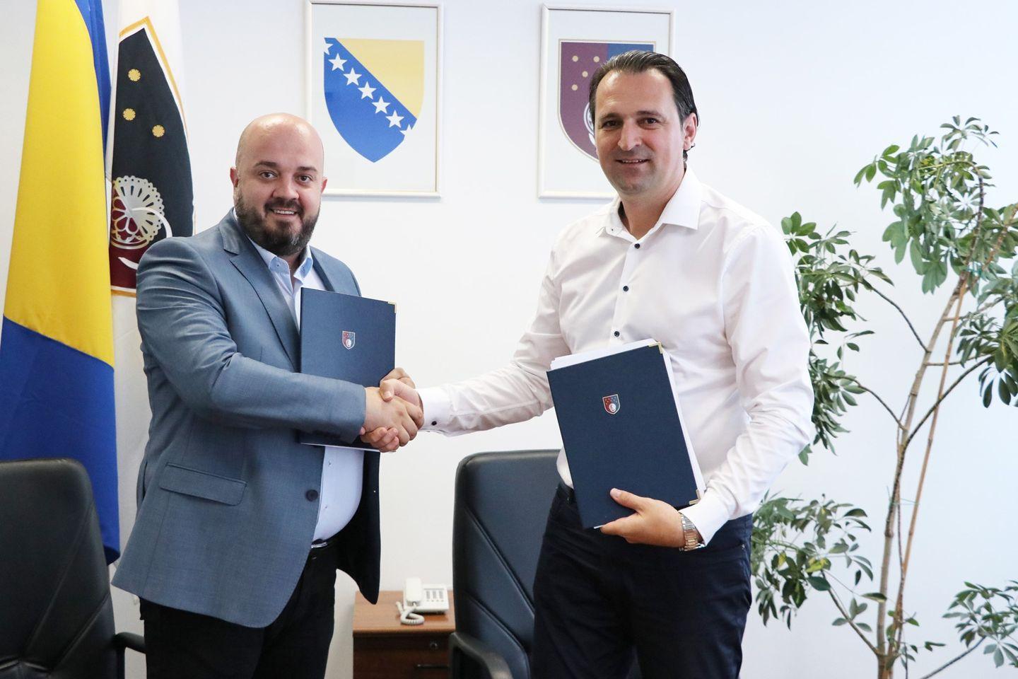 Ugovor potpisali Šteta i Džafić - Avaz