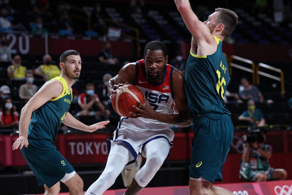 Košarkaši Australije prokockali plus 15, Amerikanci u finalu