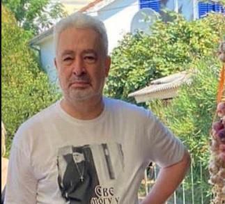 Zdravko Krivokapić u opuštenom izdanju, bez osiguranja, išao na pijacu