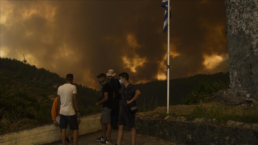 Firefighting plane crashes on Greek island of Zakynthos
