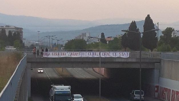 Transparent:  Crna Gora nek zapamti, uz Cetinje Drač će stati - Avaz