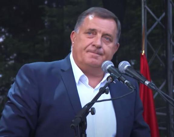 Dodik: Idu na teške poslove i kažu da im je dobro - Avaz