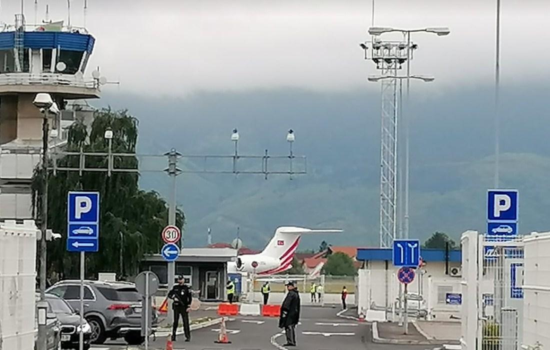 Predsjednički avion sletio u Sarajevo - Avaz