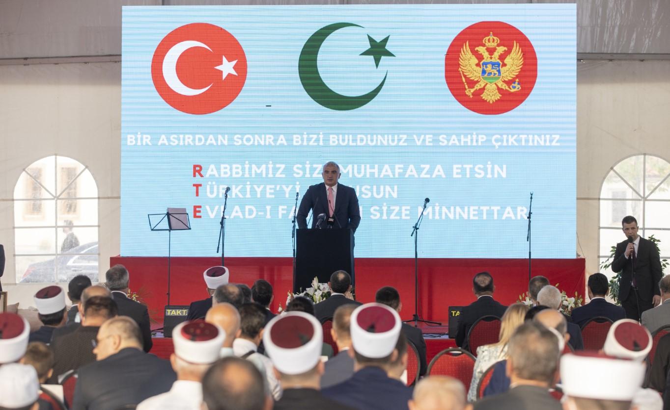 Ministar kulture i turizma Republike Turske Mehmet Nuri Ersoj na skupu koji je organizovala Medresa "Mehmet Fatih" - Avaz