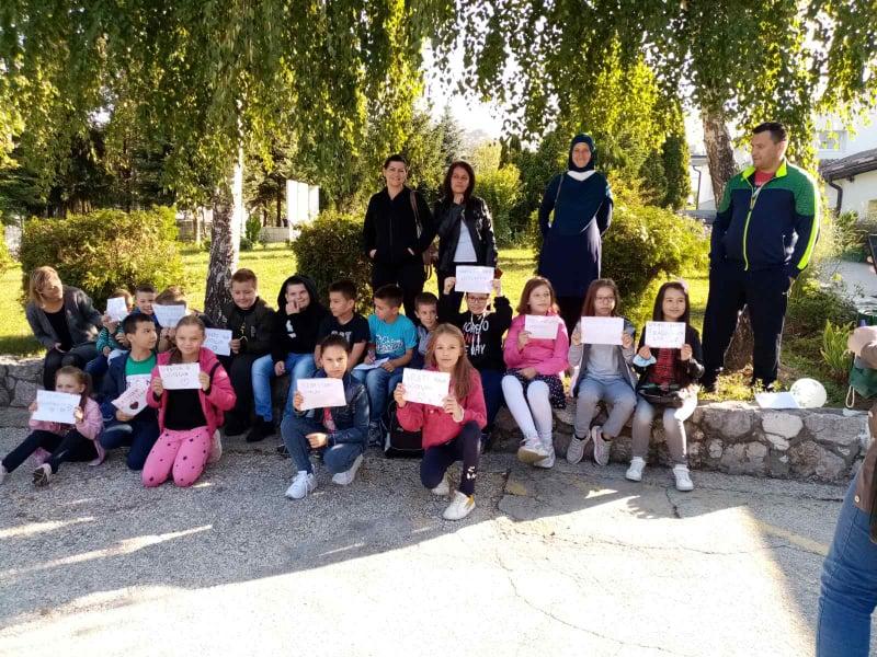 Učenici u jednoj sarajevskoj školi ni danas nisu na nastavi, protestiraju zbog odlaska učiteljice