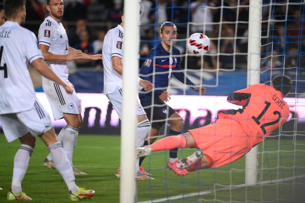 "Marca" izjednačujući gol Francuza protiv "Zmajeva" smatra sumnjivim