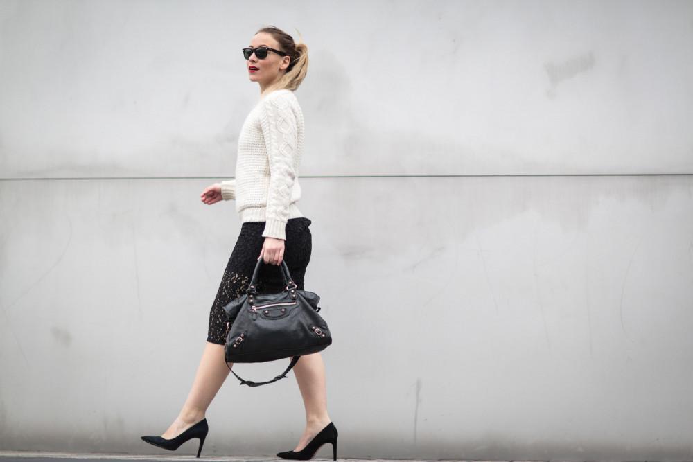 "Balenciaga" na modnu scenu vraća torbu s početka milenija