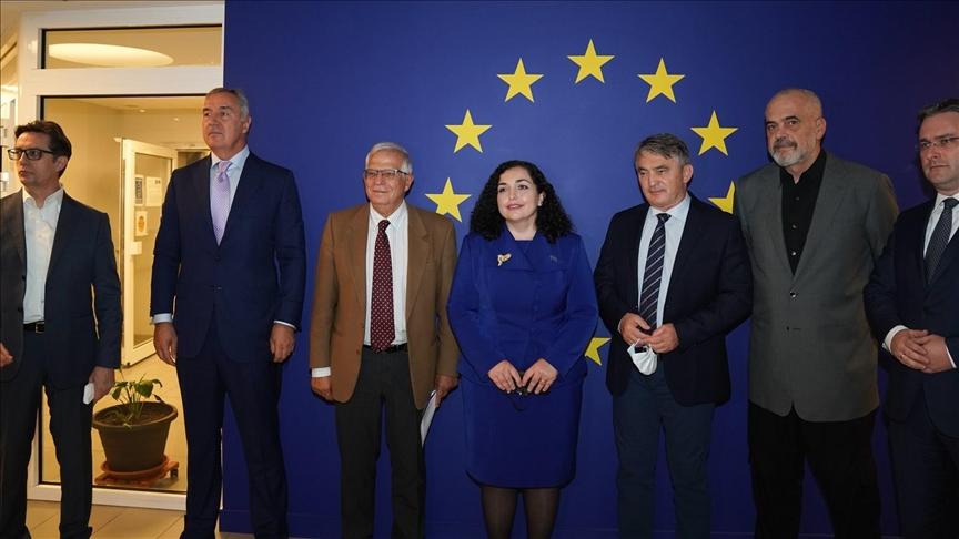 Visoki predstavnik Evropske unije za vanjsku politiku i sigurnost Žozef Borelj s liderima zemalja zapadnog Balka - Avaz