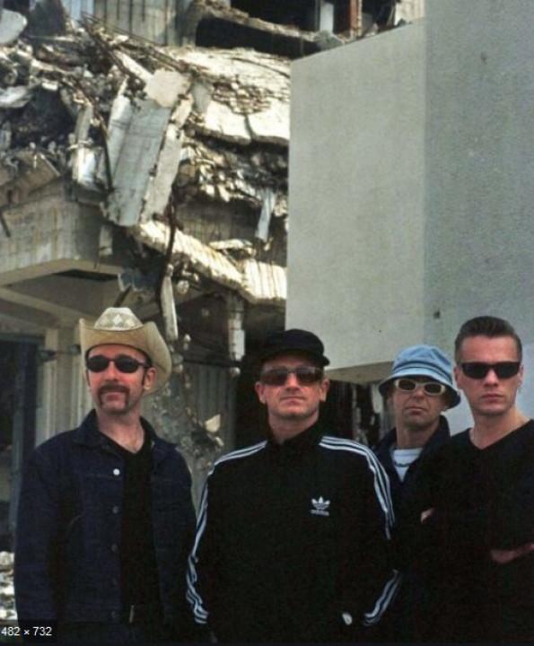 U2 u razrušenom Sarajevu - Avaz