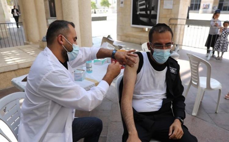 Oko polovine od 210.000 prosvjetnih radnika u zemlji primilo je dvije doze vakcine protiv koronavirusa - Avaz