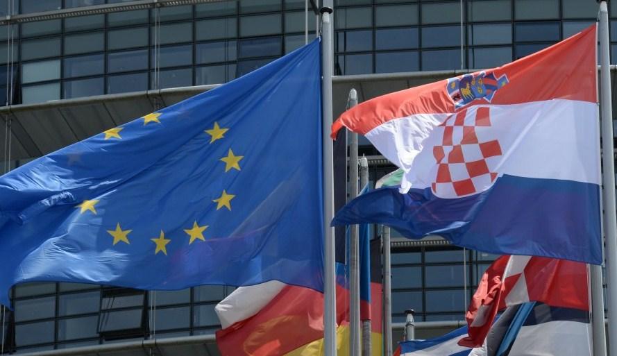 EK opomenula Hrvatsku - Avaz