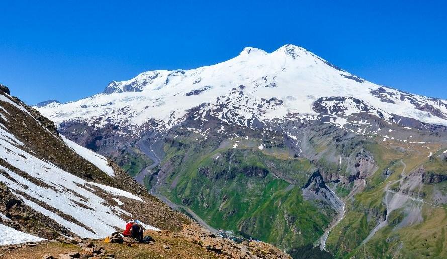 Poginulo petero penjača na najvišoj planini u Evropi