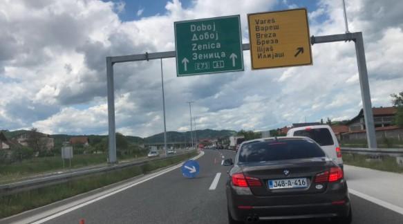 Stanje na putevima u BiH: Oprezna vožnja, pazite na odrone i naoružajte se strpljenjem