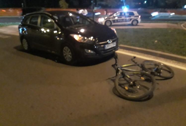 Kod Heco pijace: Automobilom udario biciklistu