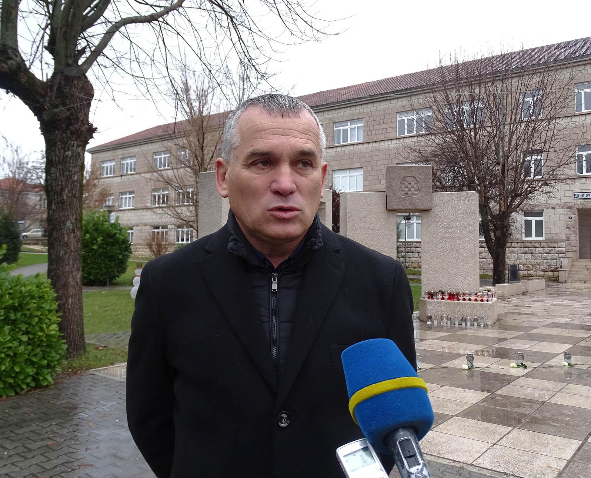 Milan Galić iz moralnih razloga podnio ostavku na mjesto šefa policije