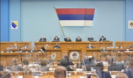 Zakon o ćirilici i srpskom jeziku ide na Ustavni sud RS-a
