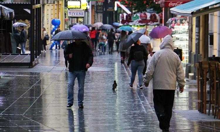 Danas se očekuje malo kiše u dijelovima BiH, a od sutra pljuskovi - Avaz