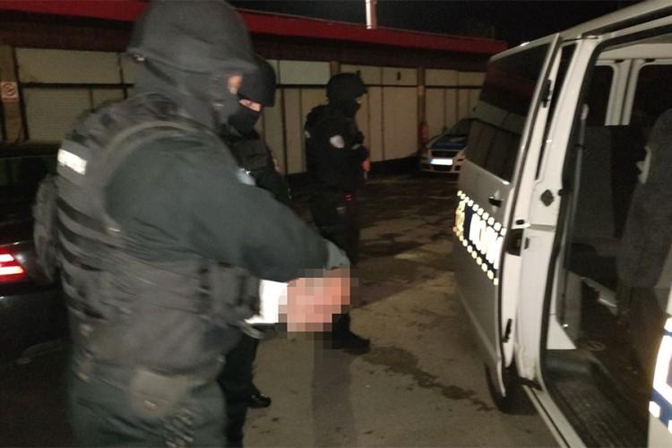 Pripadnici žandarmerije uhapsili muškarca - Avaz