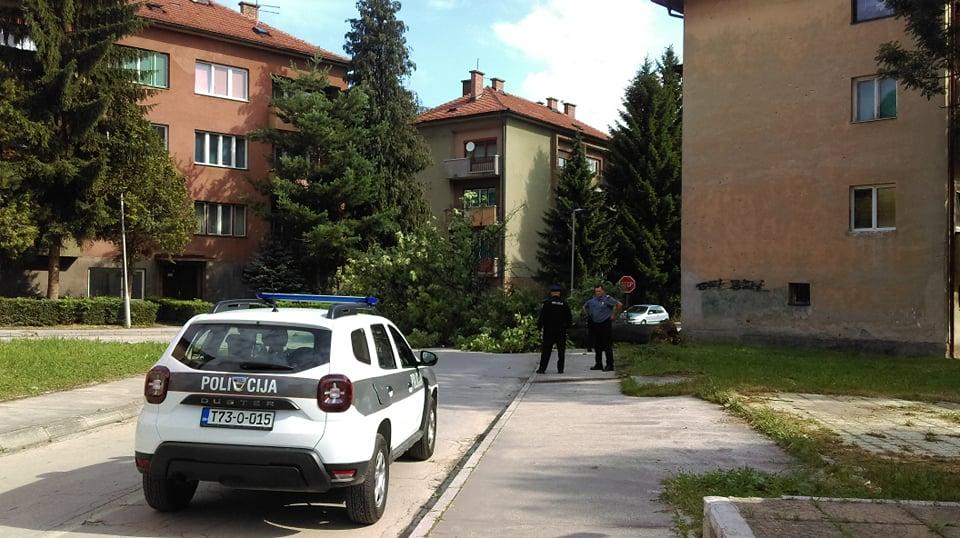 Policija u MUP-u SBK provjerava dojavu - Avaz