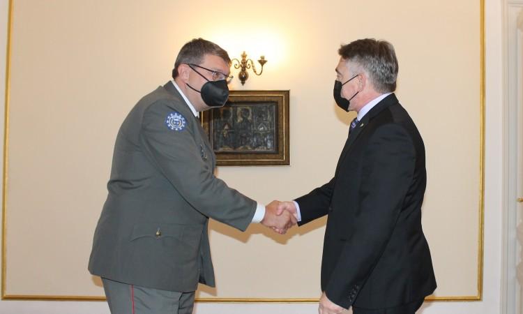 Komšić i Placer razgovarali o aktivnostima i značaju misije EUFOR-a u Bosni i Hercegovini