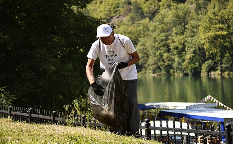 Danas u Sarajevu završni događaj i akcija čišćenja u okviru Coca-Colinog projekta Od izvora do mora u Bosni i Hercegovini - Avaz