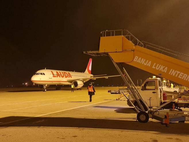 Na banjalučki aerodrom sletio prvi avion koji vozi na relaciji Banja Luka - Beč