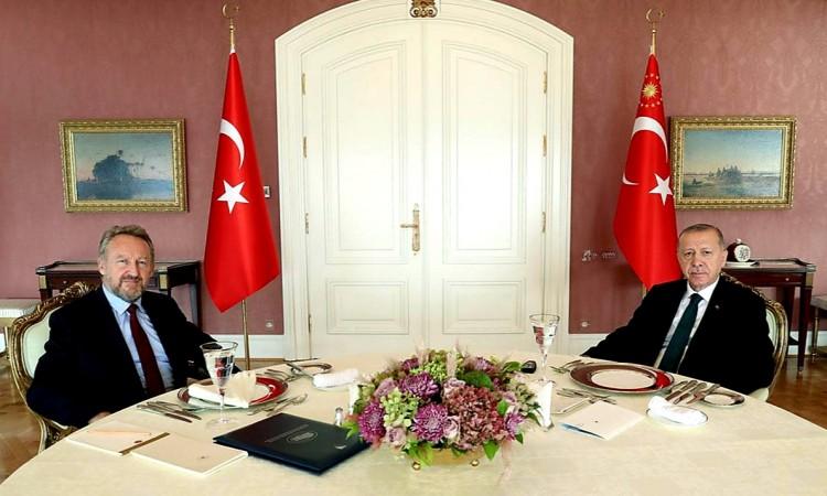 Izetbegović informs Erdogan about unilateral unconstitutional activities of RS