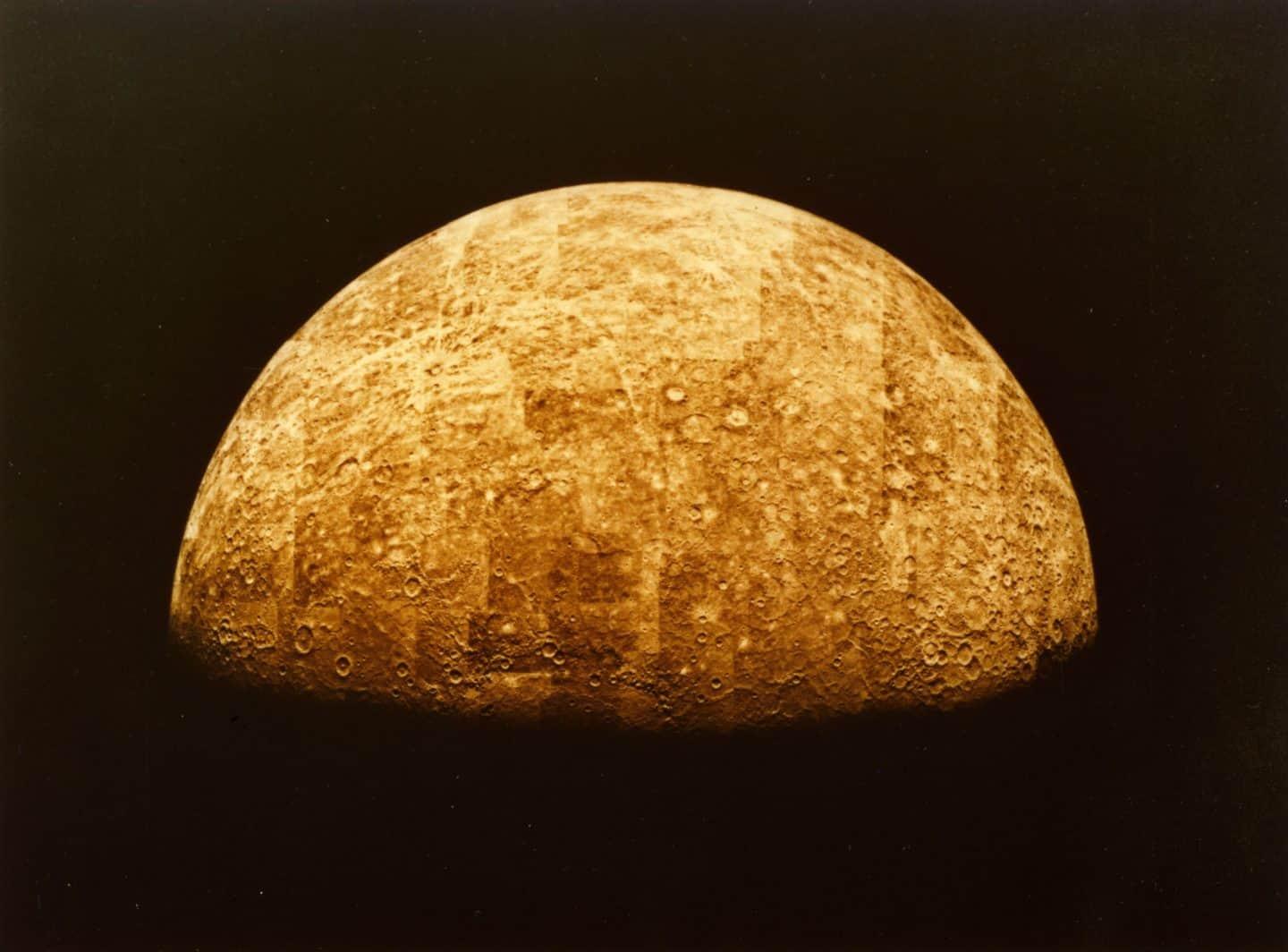 Mariner 10 sve do 2008. godine bila jedina letjelica koja je uspjela fotografirati površinu Merkura - Avaz
