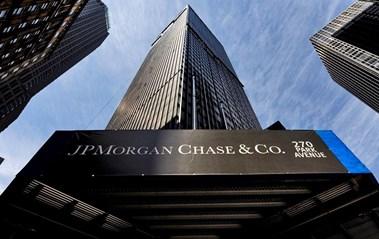 Američka investicijska banka JPMorgan Chase procijenila je da se globalna potražnja za naftom u novembru već skoro vratila na pretpandemijski nivo, od 100 miliona barela dnevno, nakon prošlogodišnjeg kolapsa - Avaz