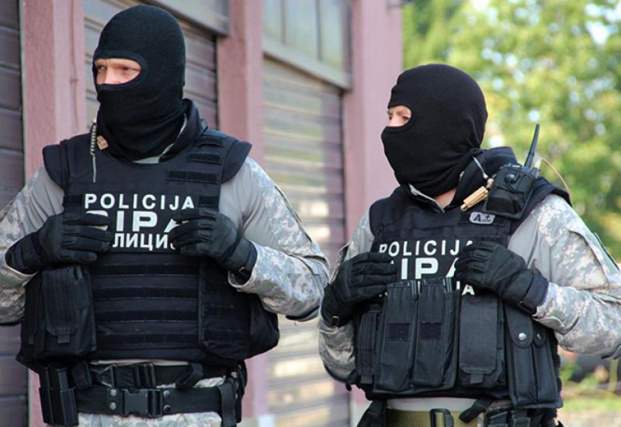 Police arrests a MoI inspector and former Security Minister advisor Cvijetić